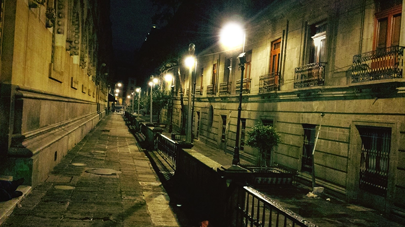 Seeing Halos Around Lights